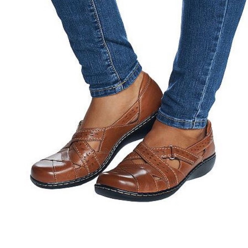 Clarks Collection - Picture 5 of 5